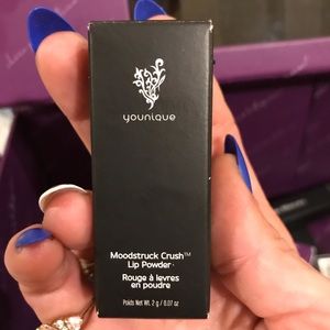 Moodstruck crushed lip powder